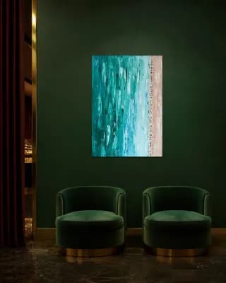 BAHAMOS shown in Hotel Lounge