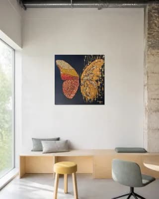BUTTERFLY MATRIX ELEGANCE shown in Creative Office