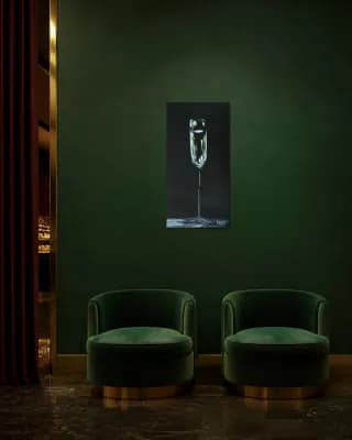 DOM PERIGNON P2 Vintage shown in Hotel Lounge
