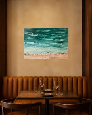 MAIAMI shown in Restaurant